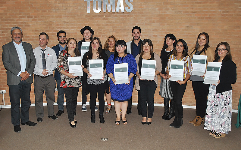 Profesores de Inglés de Valparaíso reciben certificación tras capacitarse en Santo Tomás Viña del Mar