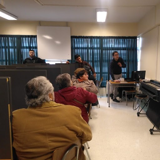 Comenzaron las capacitaciones de redes sociales para adultos mayores