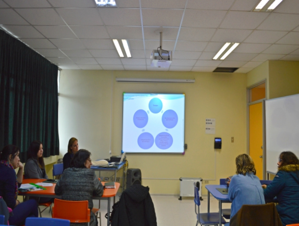 Educadora diferencial realizó talleres sobre necesidades educativas especiales
